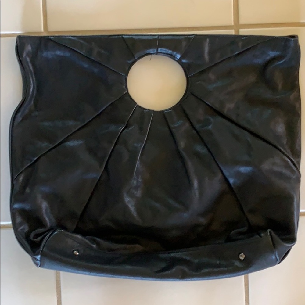 Black Round Handle Handbag Tote Bag NEW W/O TAGS